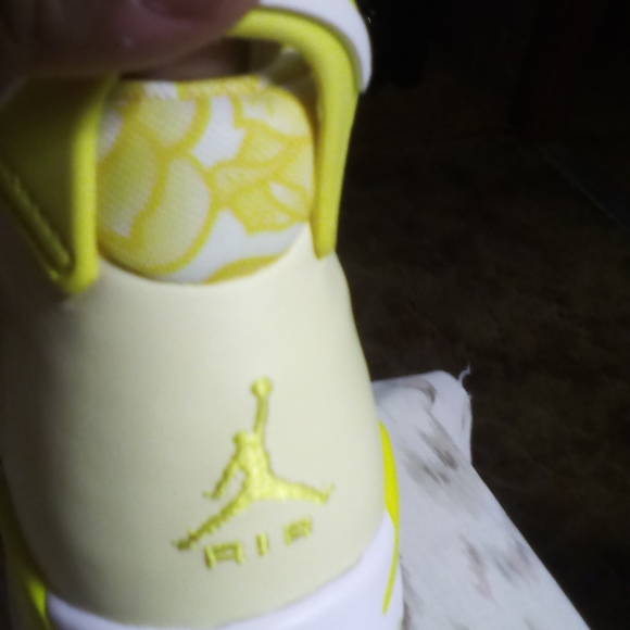 Jordans - Picture 3 of 4